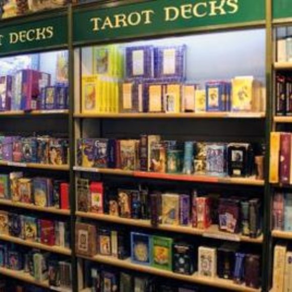 Meet your Posher, Addison's Top Choice New & Used - Picture 14 of 16